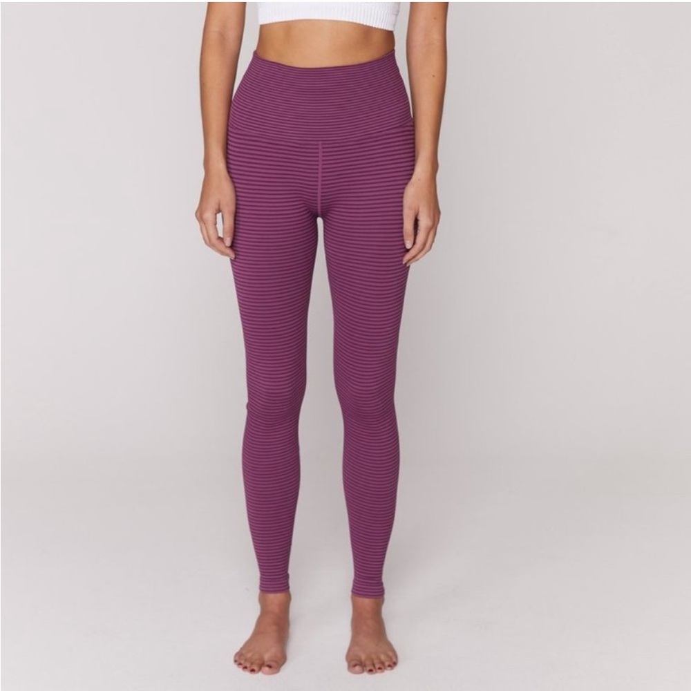 Spiritual Gangster Ananda leggings wild berry‎